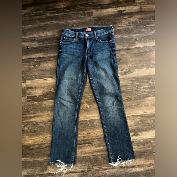 MOTHER DENIM - Rascal Ankle Snippet in Girl Crush - Picture 7 of 7